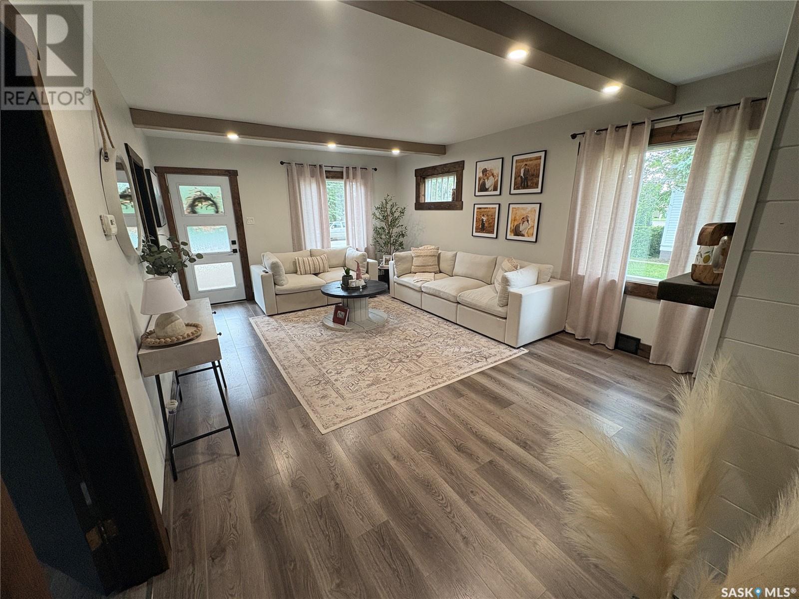 212 Riedel Avenue E, Langenburg, SK - Indoor Photo Showing Other Room