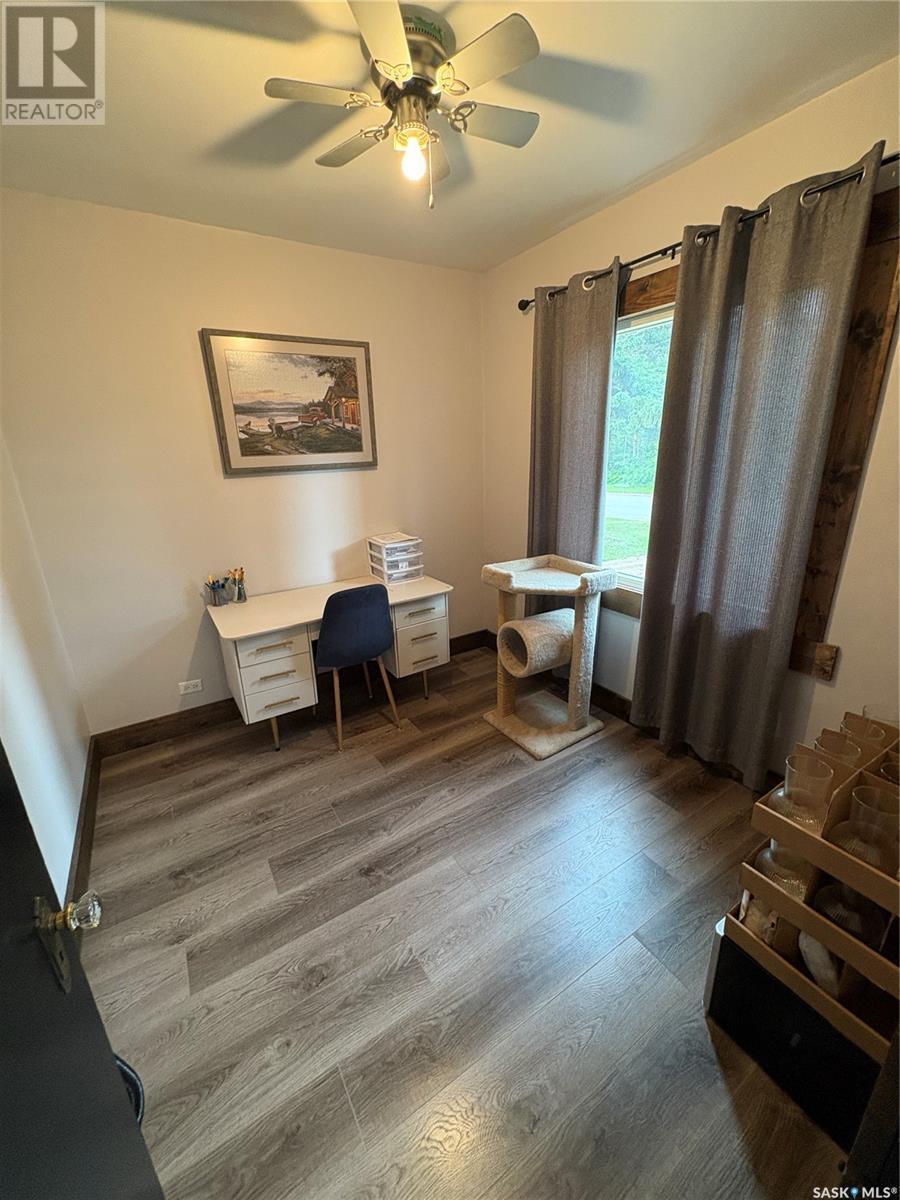 212 Riedel Avenue E, Langenburg, SK - Indoor