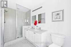 3rd Floor Primary B/Rm 4Pc Bathroom View -