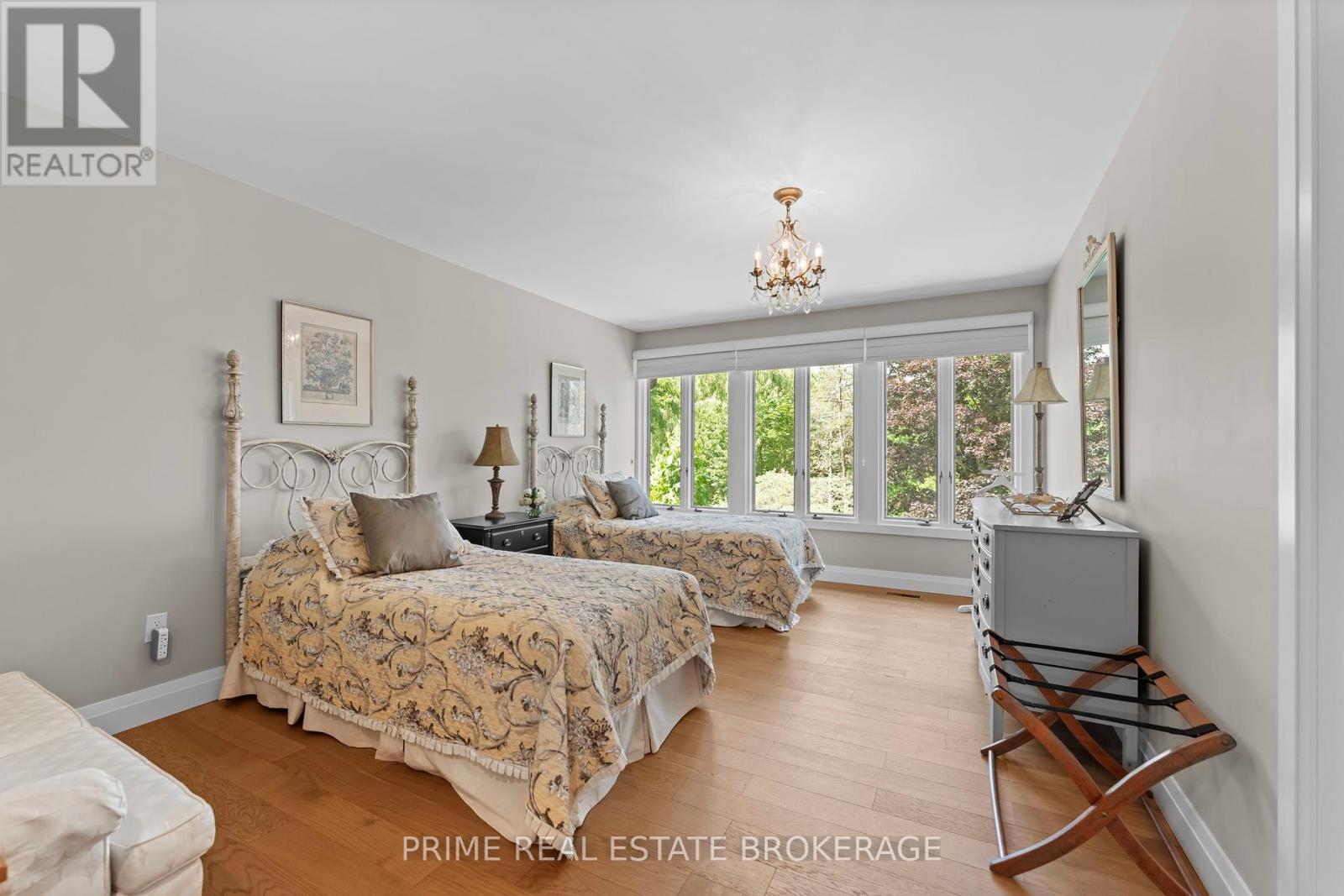 203 Riverside Drive, South Huron (Exeter), ON - Indoor Photo Showing Bedroom
