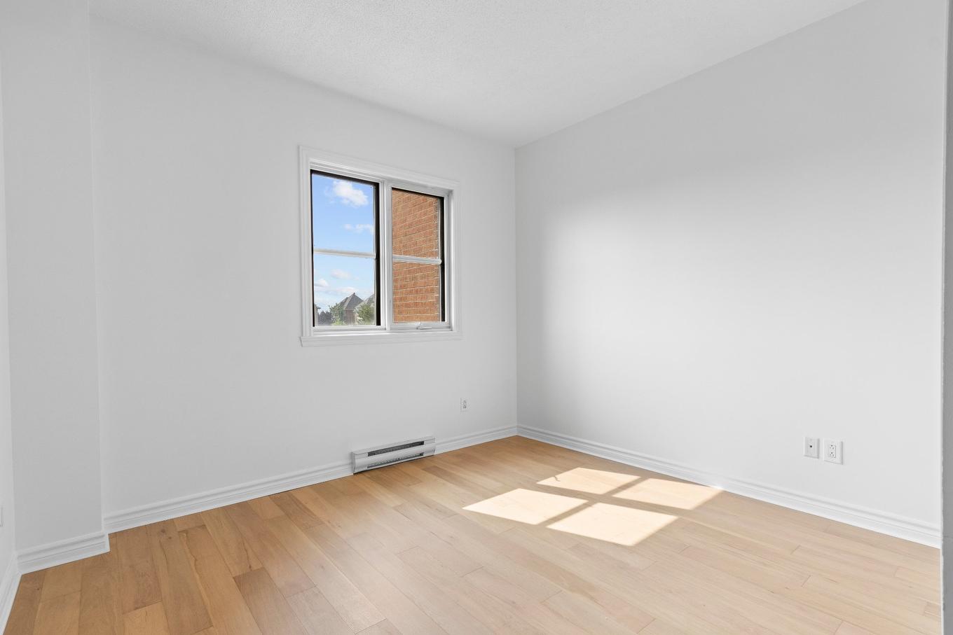 Bedroom - 205-5400 Av. Colomb, Brossard, QC - Indoor Photo Showing Other Room