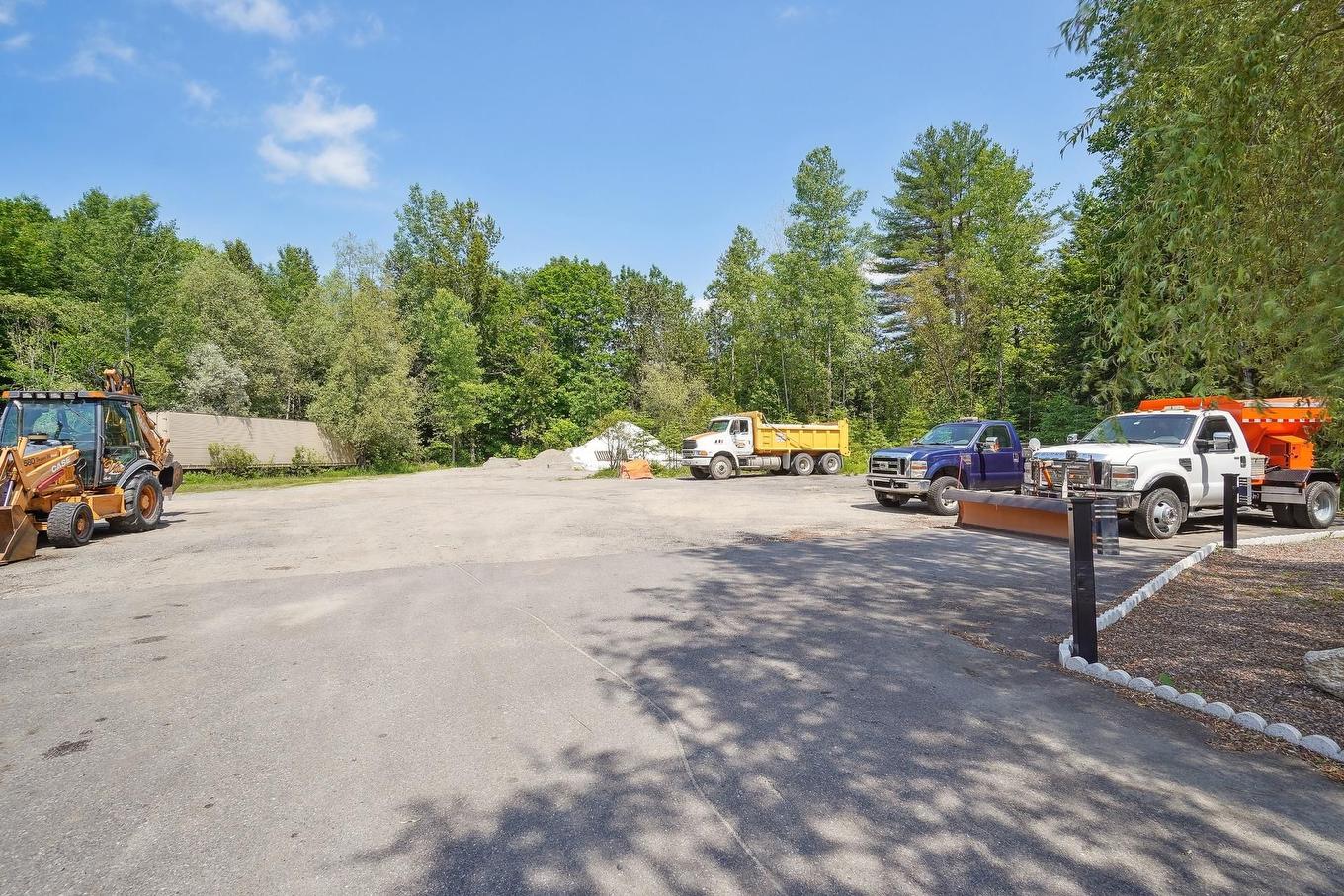 Backyard - 1499 - B Route Du Carrefour, Val-Des-Monts, QC - Outdoor