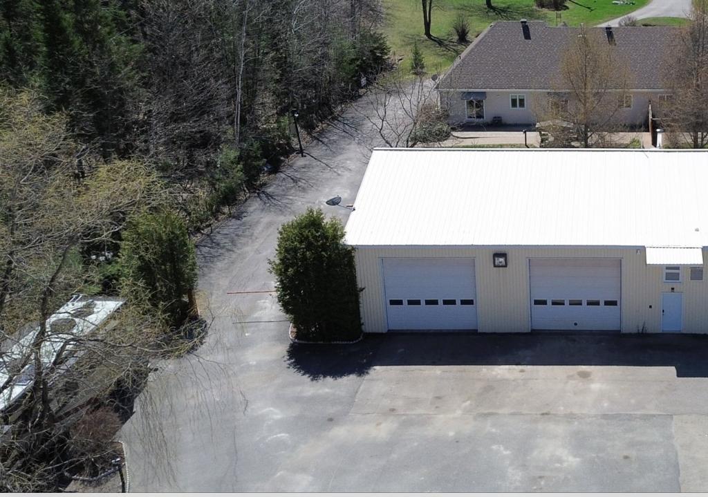 Back facade - 1499 - B Route Du Carrefour, Val-Des-Monts, QC - Outdoor