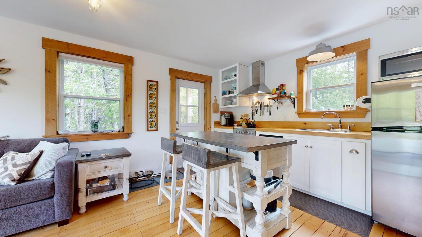 83 Golden Horizon Drive, South West Port Mouton, NS