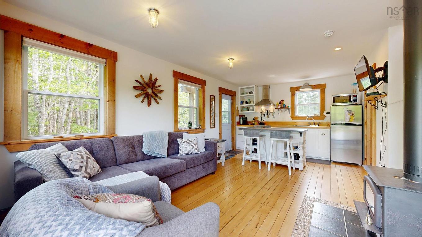 83 Golden Horizon Drive, South West Port Mouton, NS