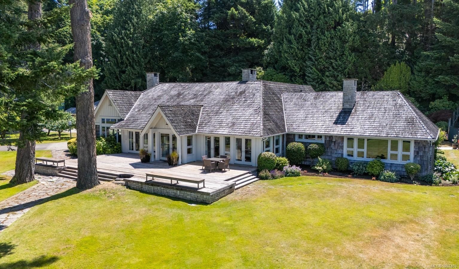 382 Judges Row, Qualicum Beach, BC