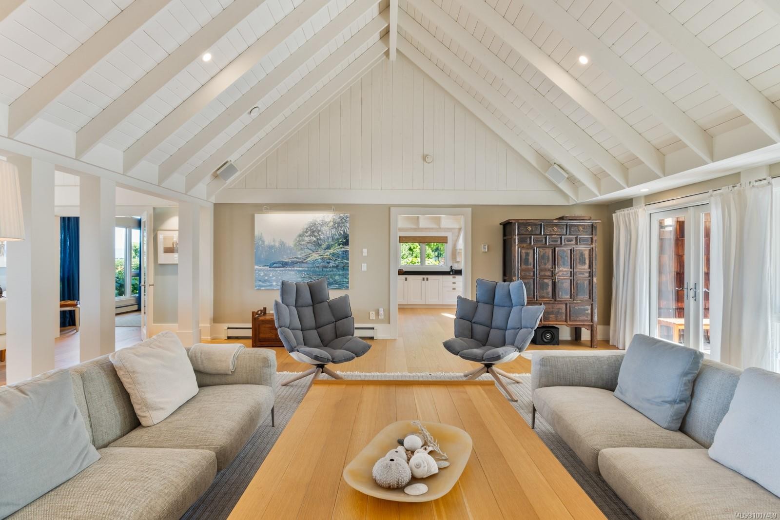 382 Judges Row, Qualicum Beach, BC