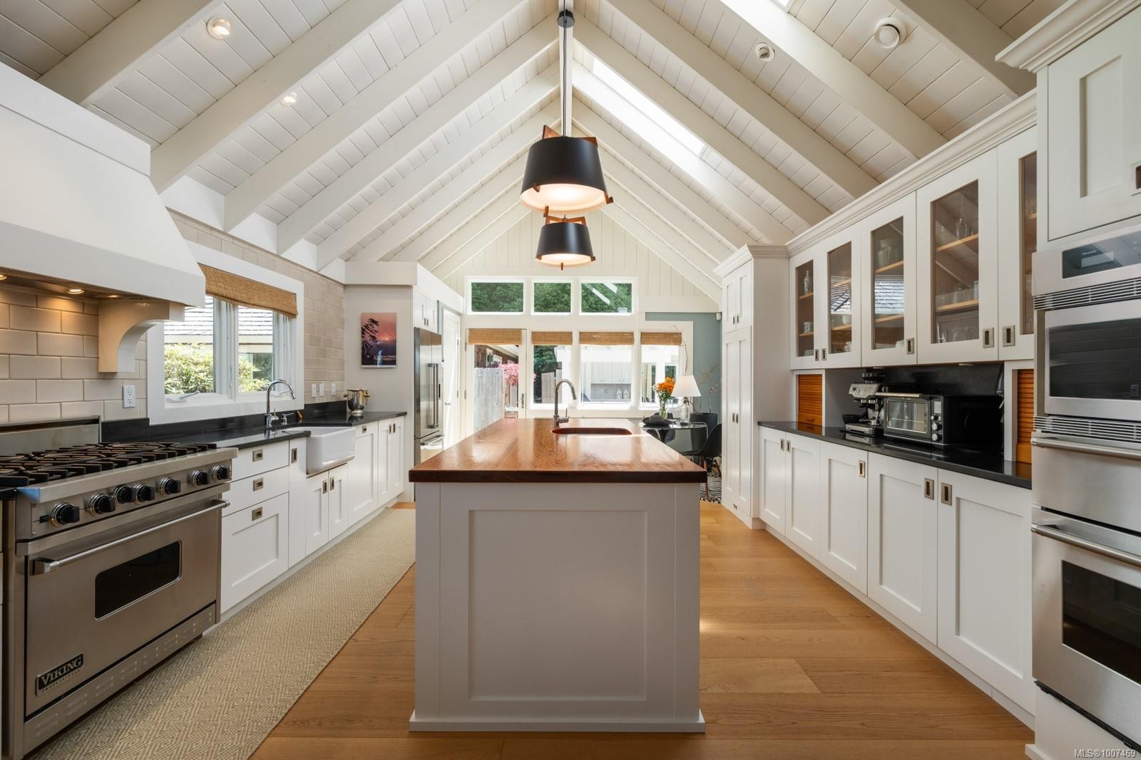 382 Judges Row, Qualicum Beach, BC