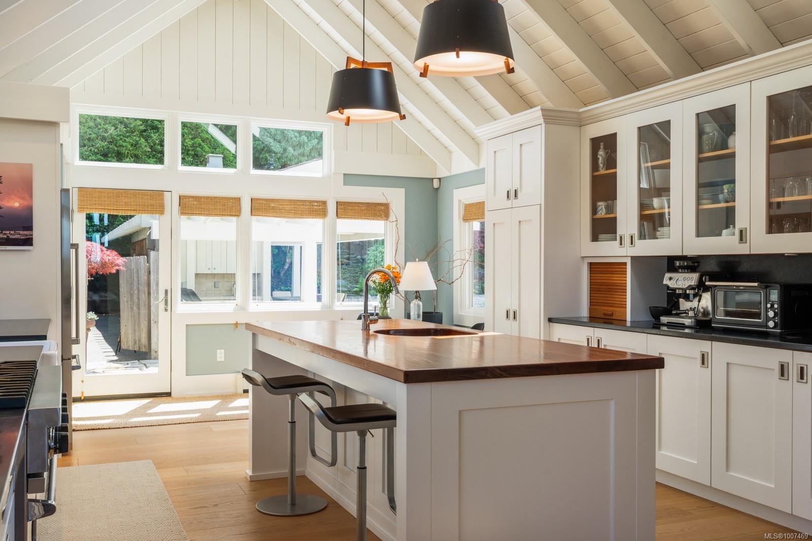 382 Judges Row, Qualicum Beach, BC