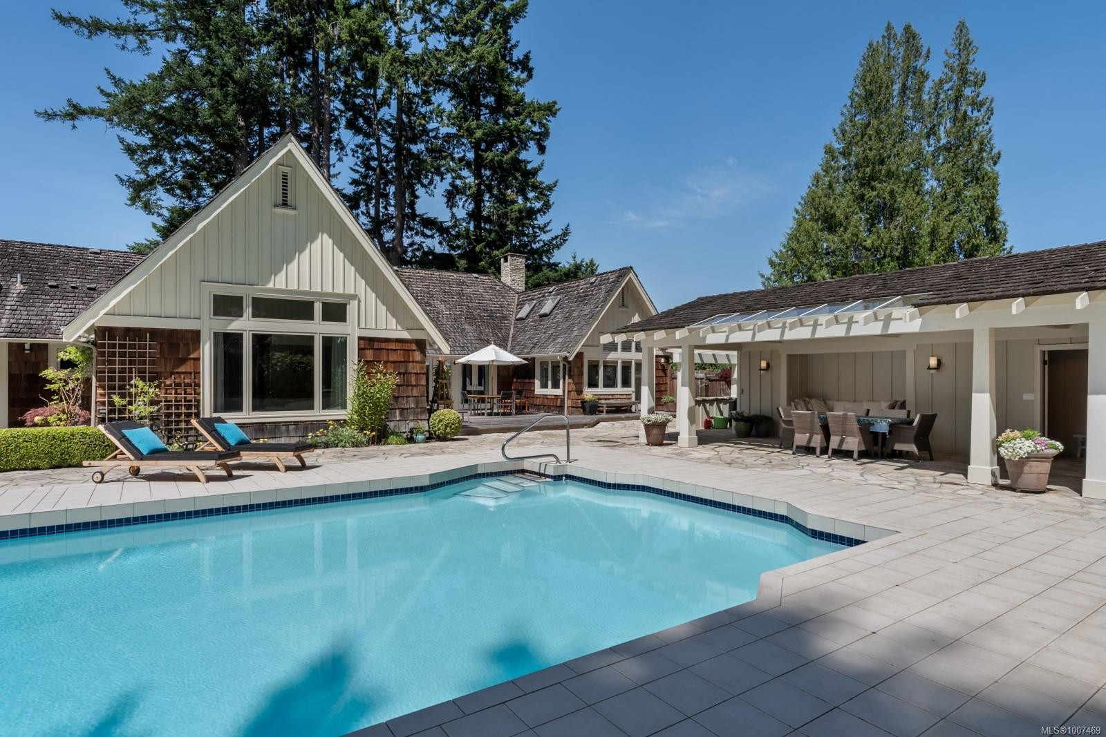382 Judges Row, Qualicum Beach, BC