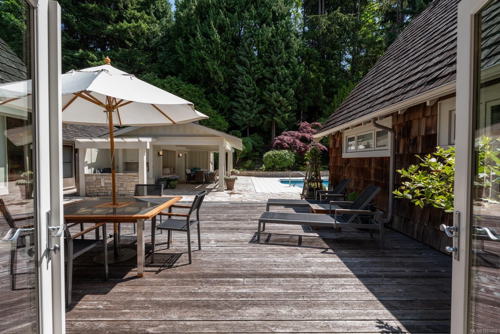 382 Judges Row, Qualicum Beach, BC