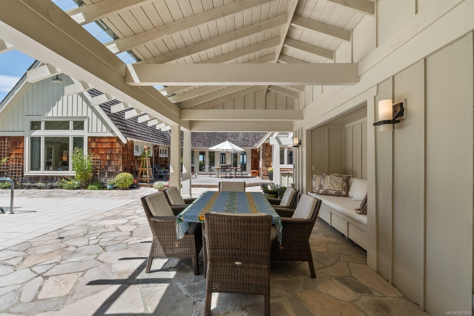 382 Judges Row, Qualicum Beach, BC