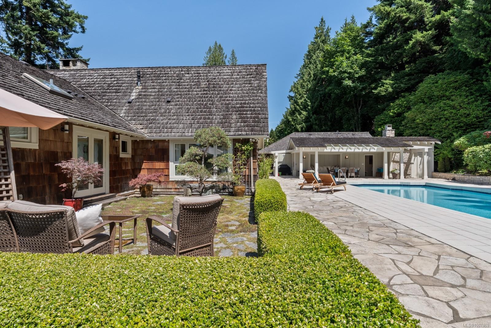 382 Judges Row, Qualicum Beach, BC