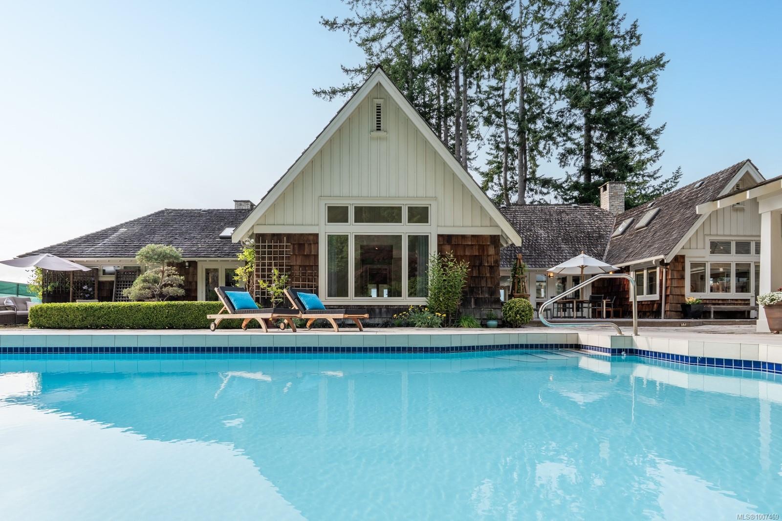 382 Judges Row, Qualicum Beach, BC