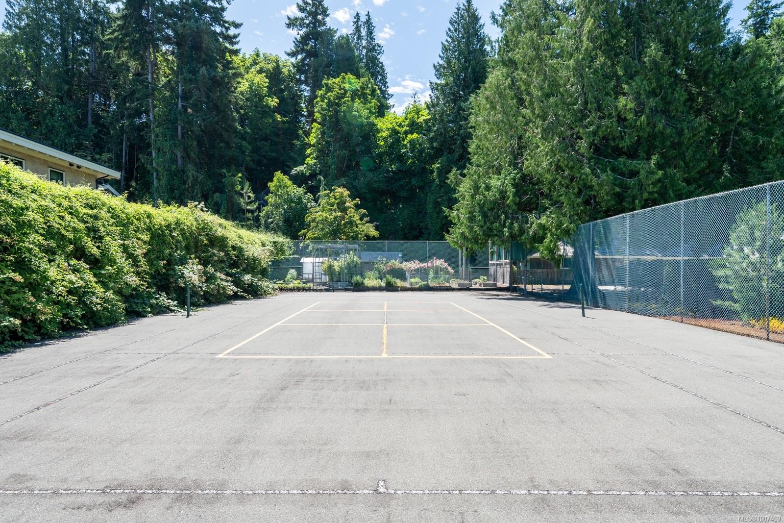 382 Judges Row, Qualicum Beach, BC