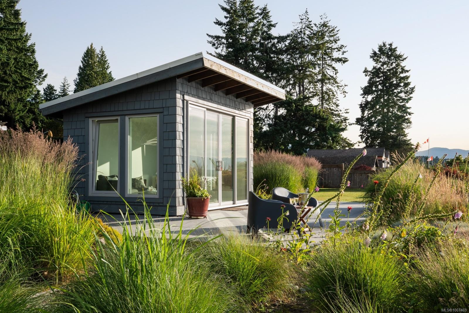 382 Judges Row, Qualicum Beach, BC