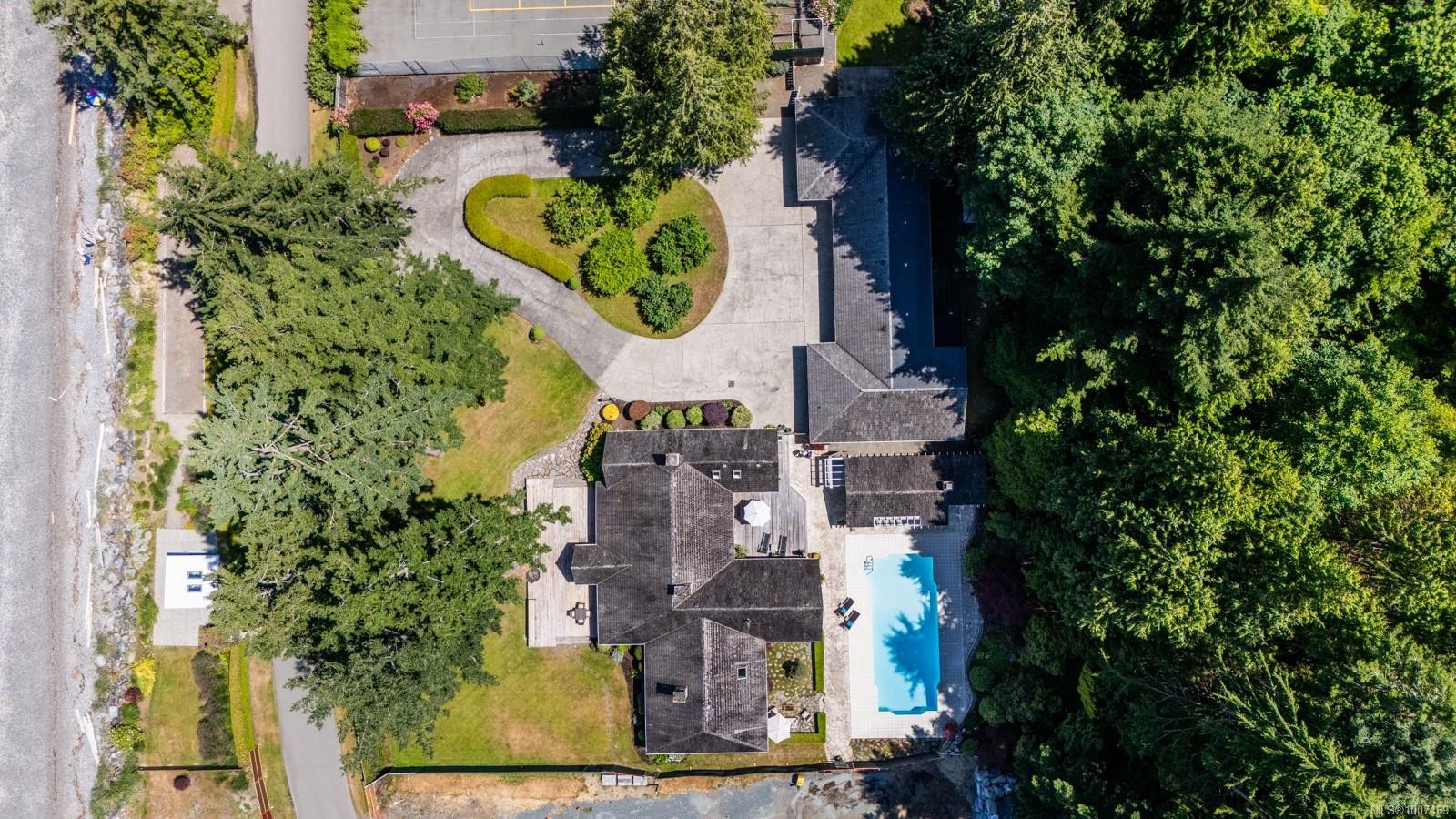 382 Judges Row, Qualicum Beach, BC