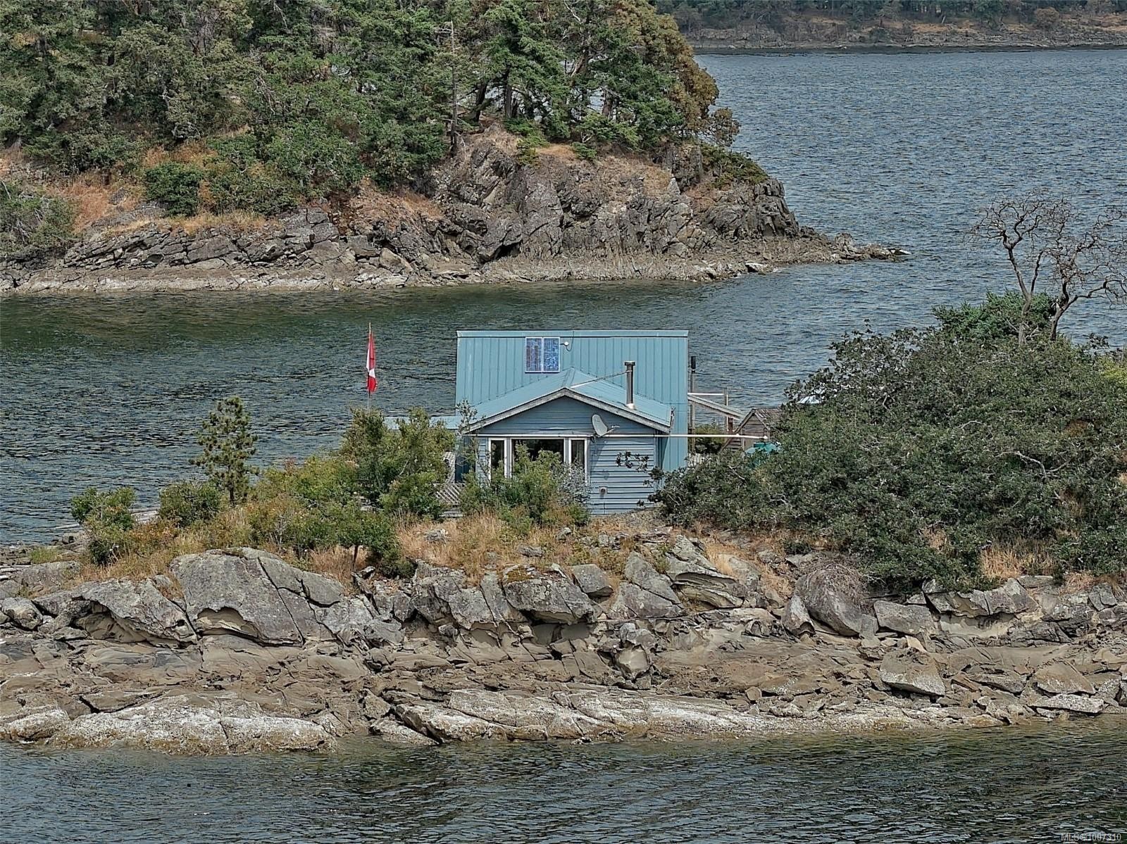 Lot A Twilight Island, Salt Spring, BC