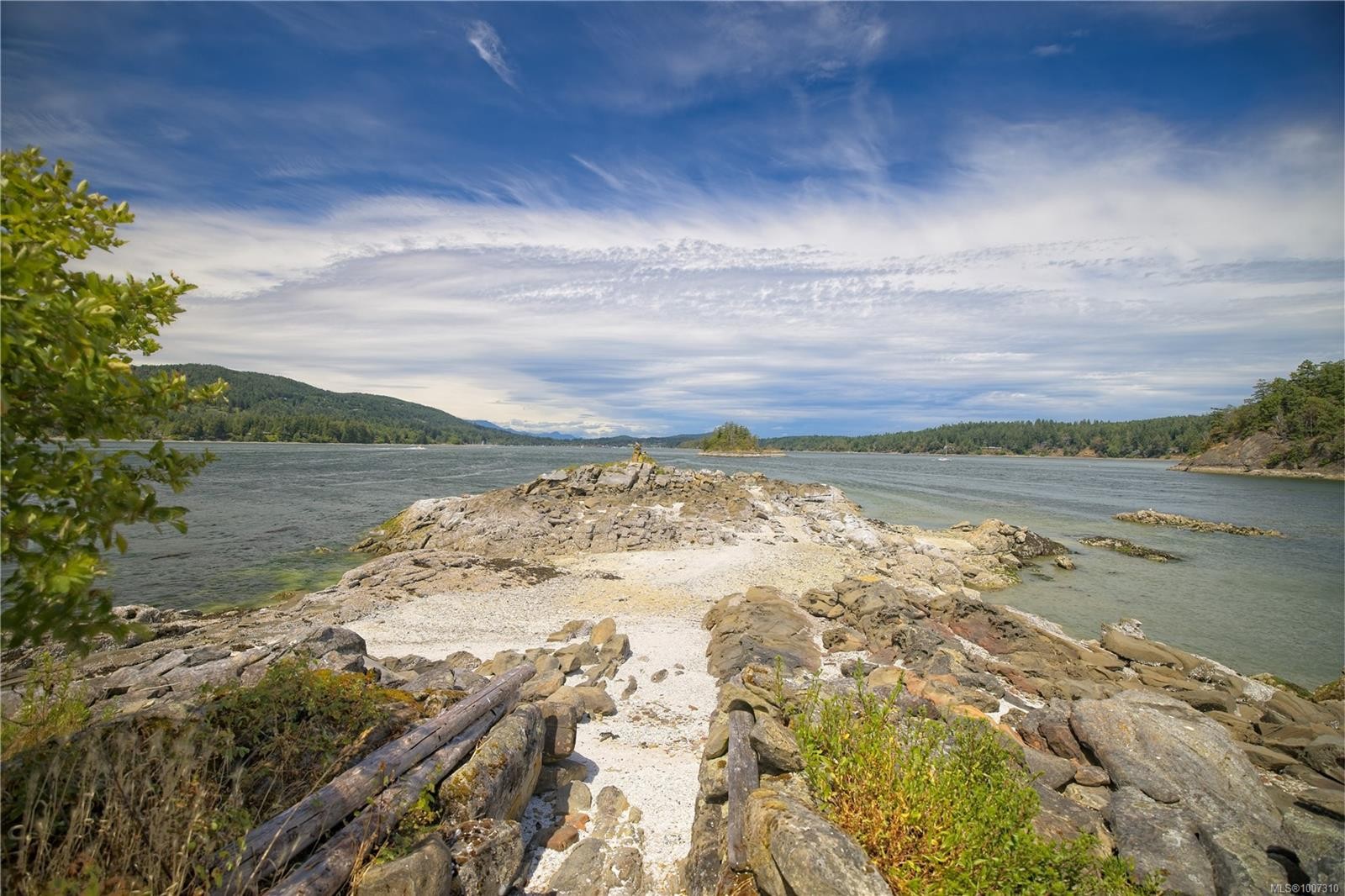 Lot A Twilight Island, Salt Spring, BC