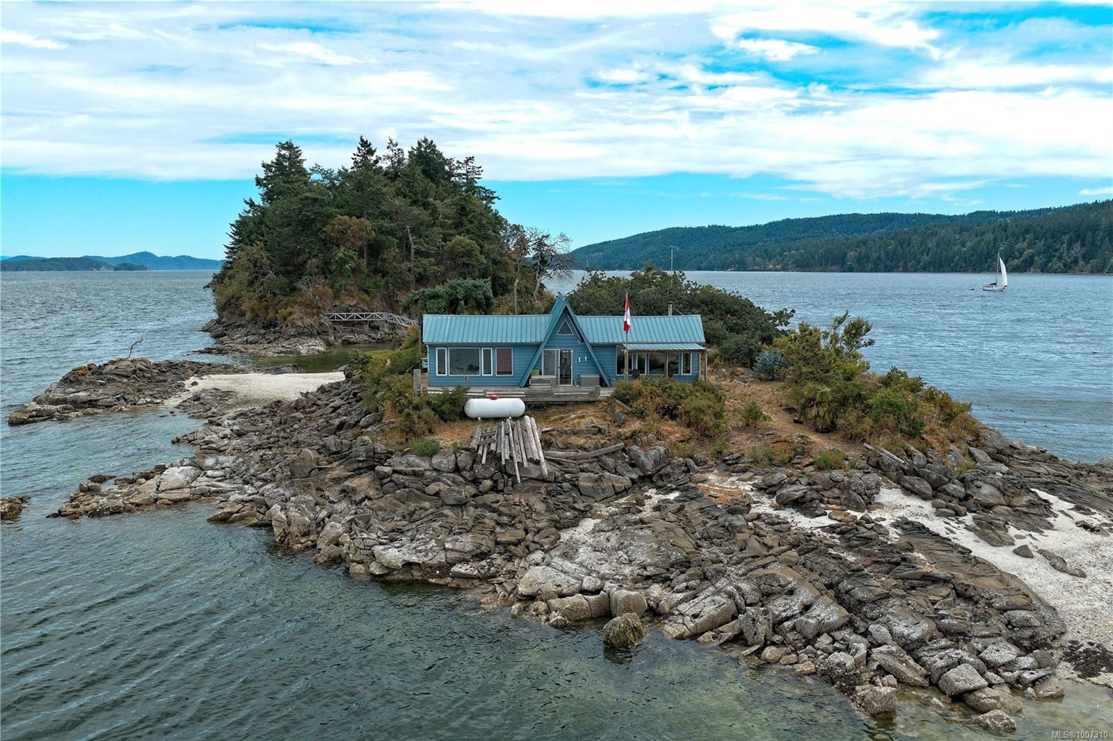 Lot A Twilight Island, Salt Spring, BC
