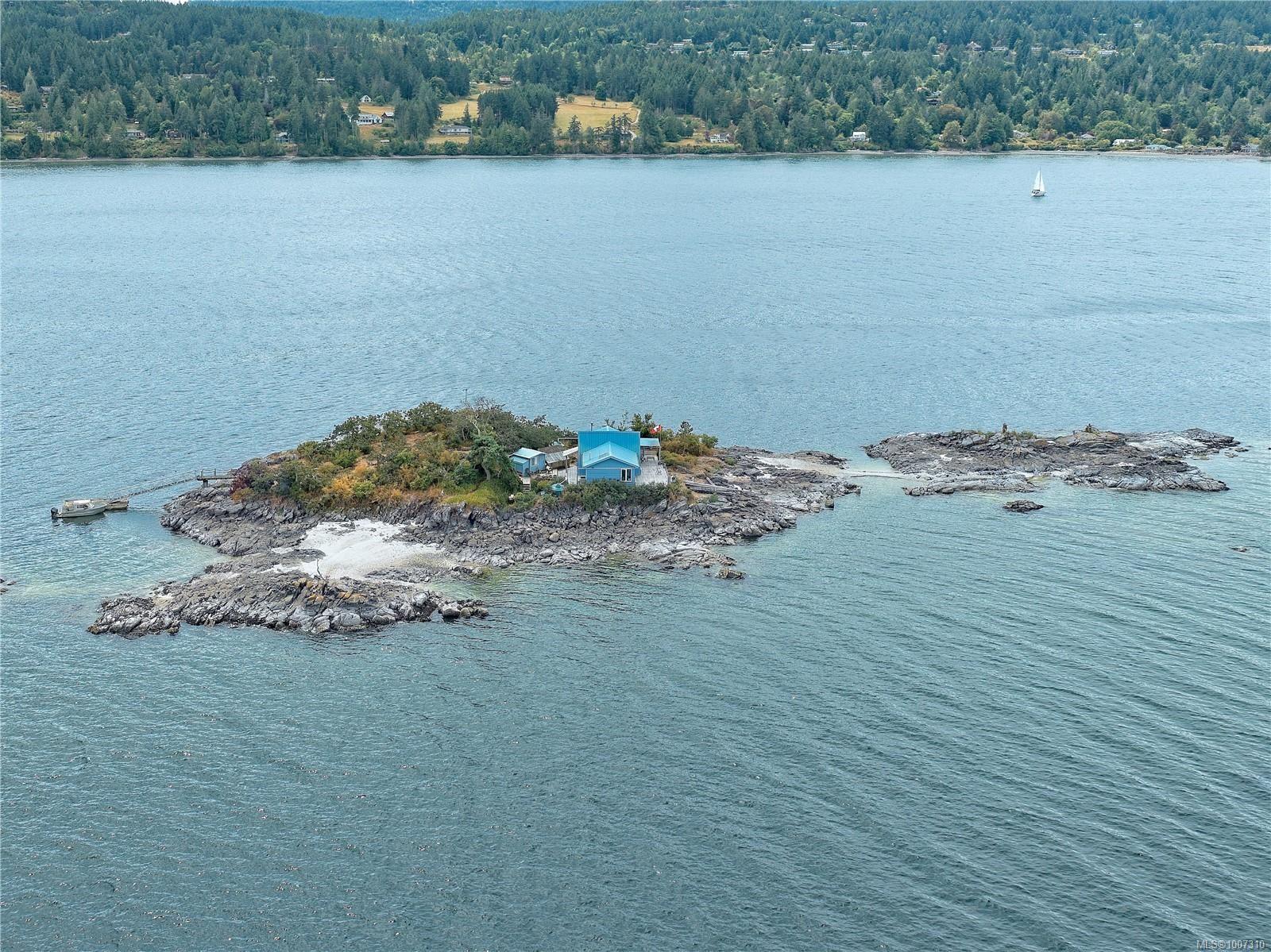 Lot A Twilight Island, Salt Spring, BC