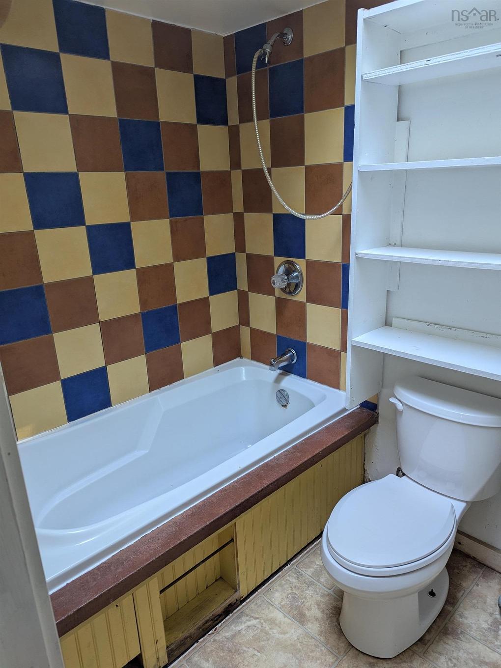 90 Highland Avenue, Wolfville, NS