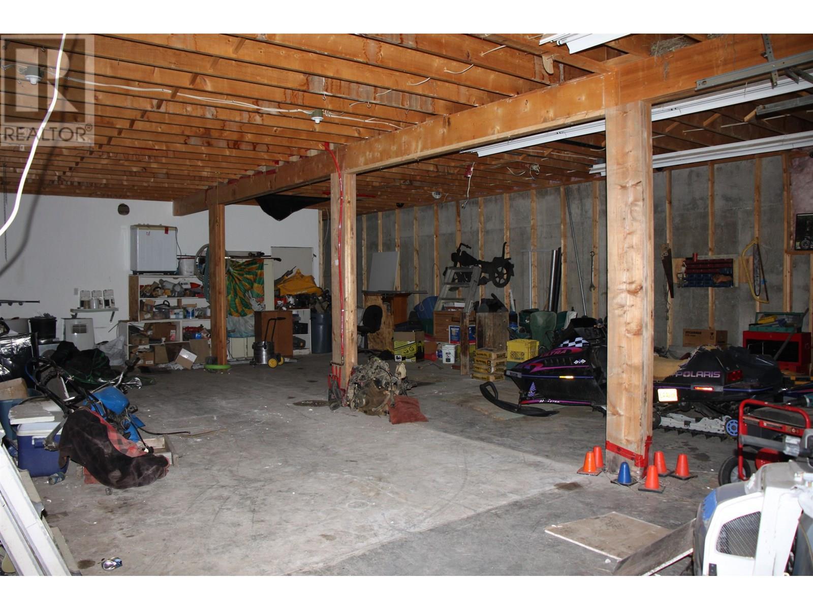 8245 Bridge Lake North Road, Bridge Lake, BC - Indoor Photo Showing Garage