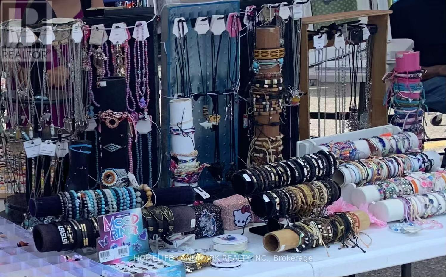 1-878 Weber Street N, Waterloo, ON