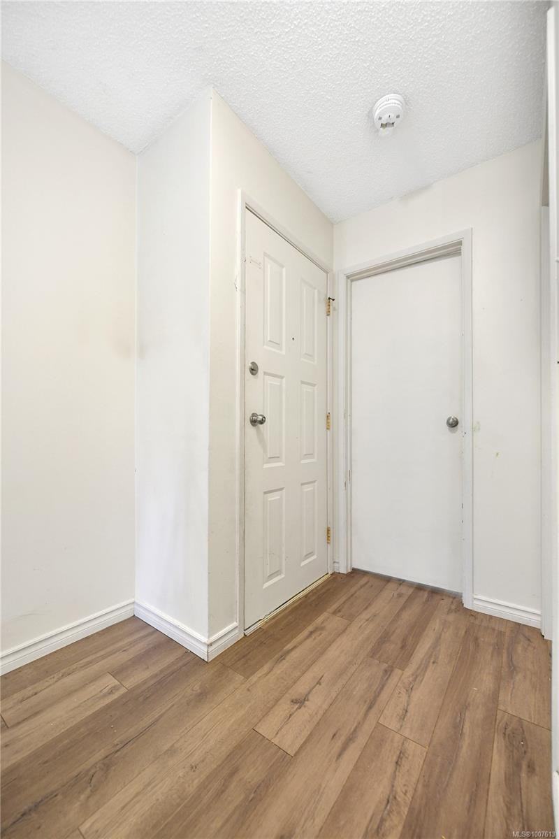 10-1956 Glenidle Rd, Sooke, BC - Indoor Photo Showing Other Room