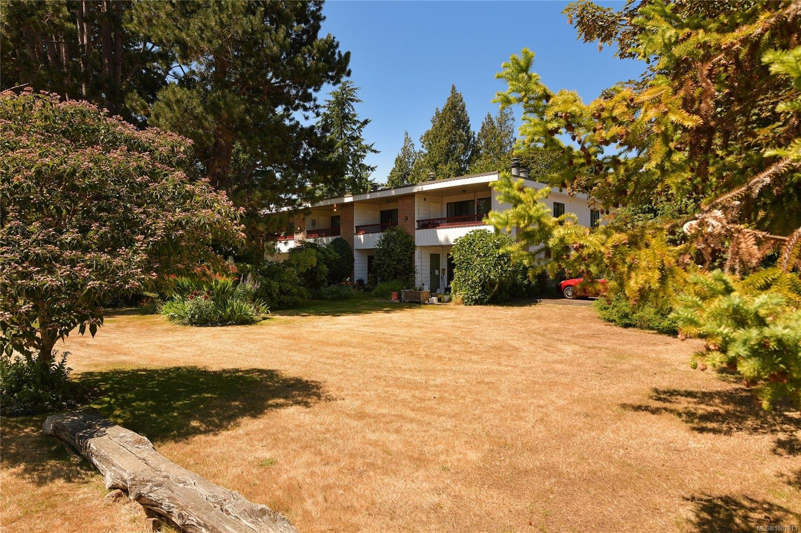 10-1956 Glenidle Rd, Sooke, BC - Outdoor