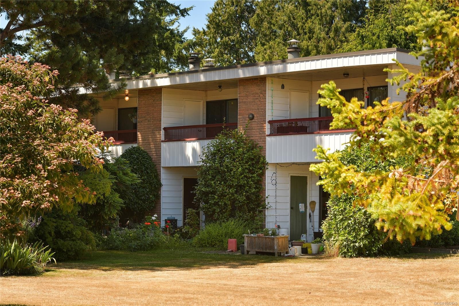 10-1956 Glenidle Rd, Sooke, BC - Outdoor