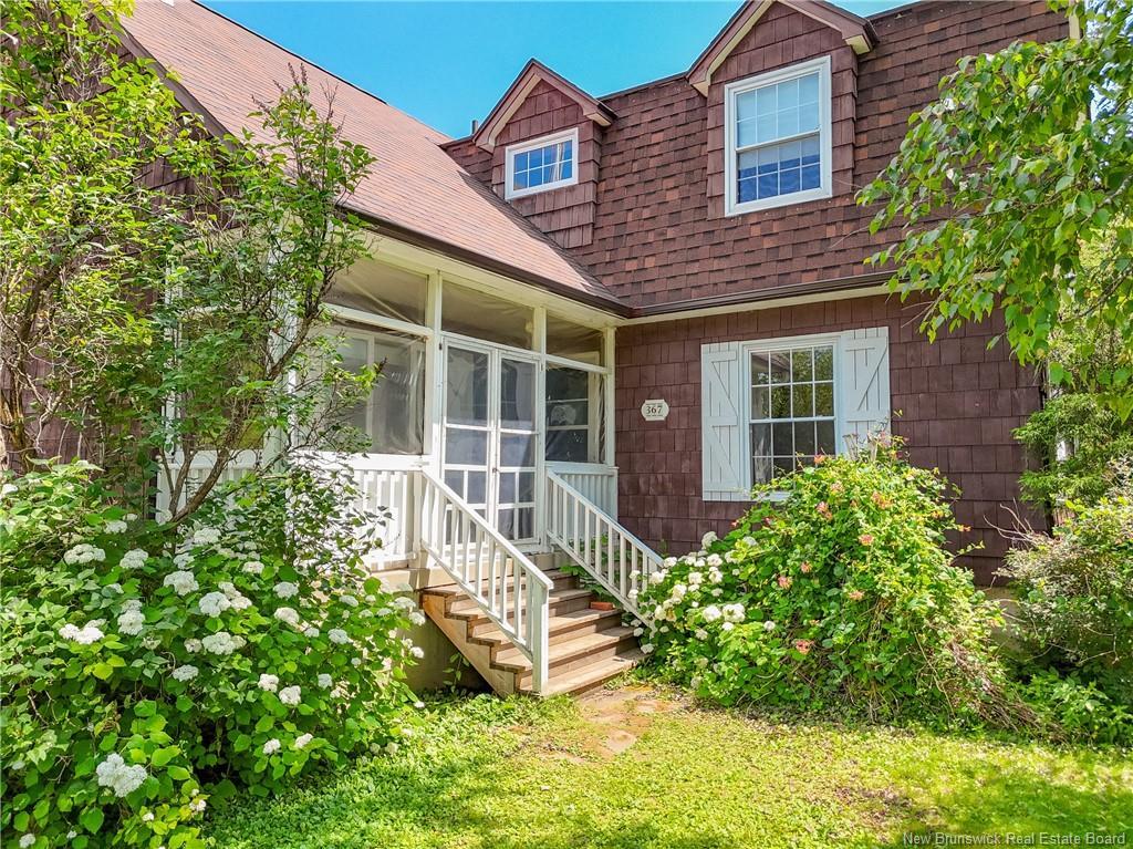 367 Route 105, Maugerville, NB