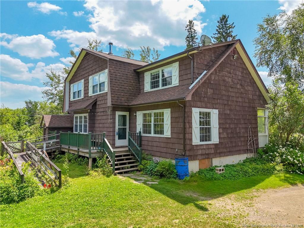 367 Route 105, Maugerville, NB