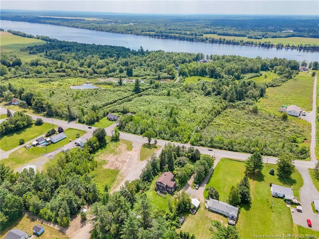 367 Route 105, Maugerville, NB