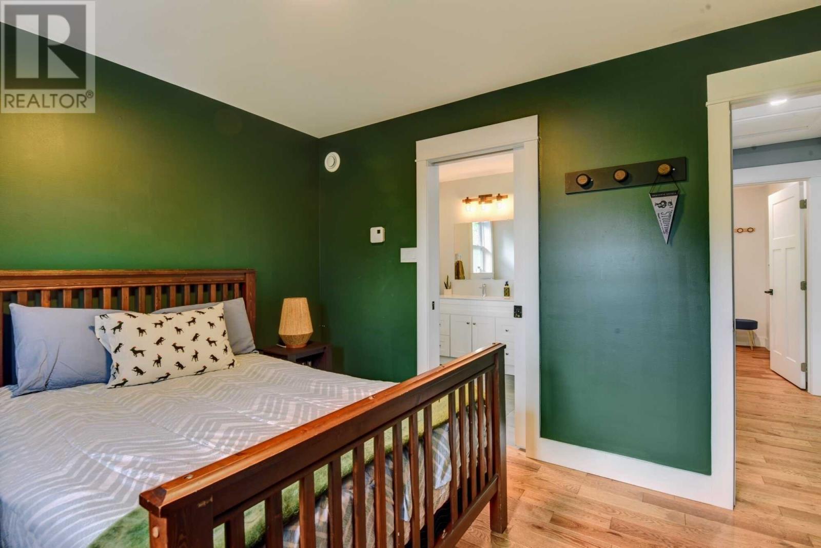 8 Forest Drive, Steady Brook, NL - Indoor Photo Showing Bedroom