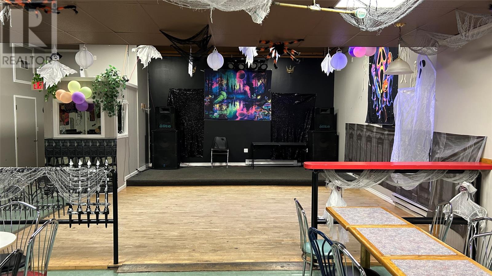 98 Main Street, Stephenville, NL