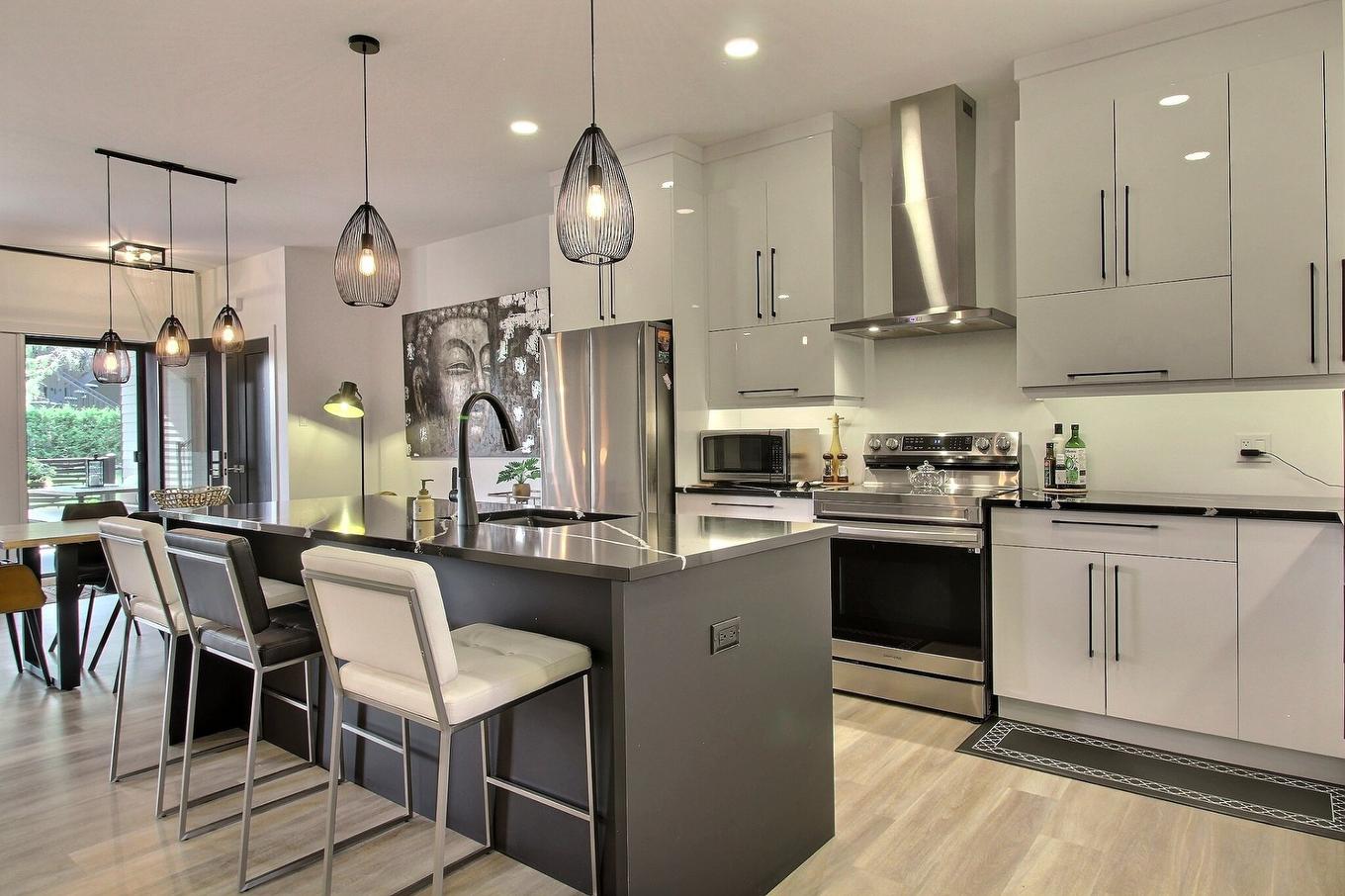 Cuisine - 2-65 Rue Desjardins, Magog, QC - Indoor Photo Showing Kitchen With Upgraded Kitchen