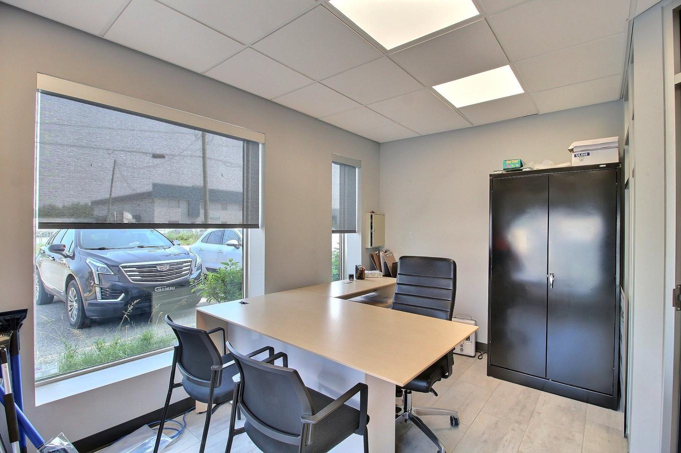 Office - 1125 Rue Jules-Brisebois, Val-D'Or, QC - Indoor Photo Showing Other Room