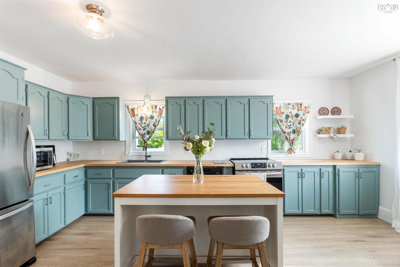 22 Seaman Street, Margaretsville, NS