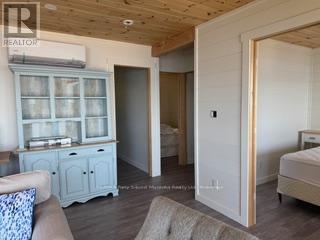 1370 Georgian Bay Water, The Archipelago (Archipelago North), ON - Indoor Photo Showing Bedroom