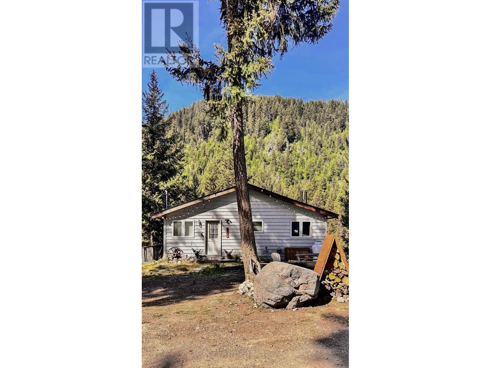221 Prospect Drive, Princeton, BC - Outdoor