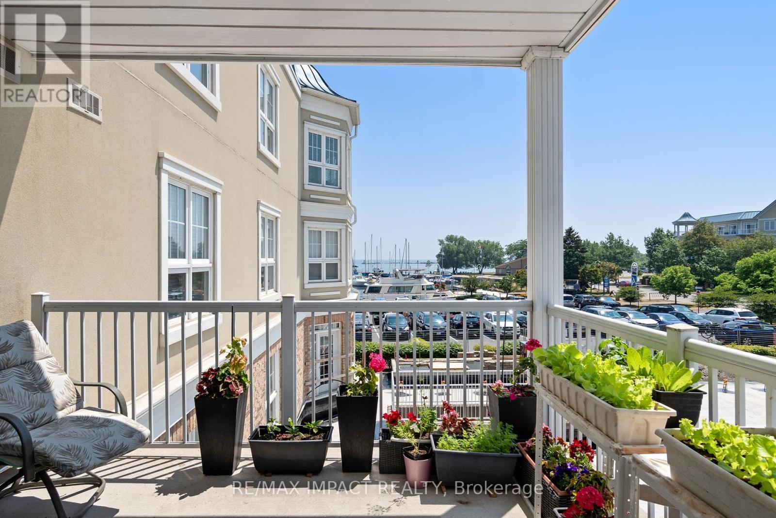 222 - 148 Third Street, Cobourg, ON - Outdoor