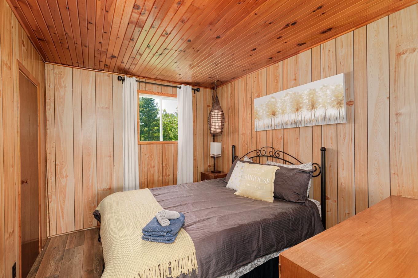 Primary bedroom - 2480 Ch. Du Tour-Du-Lac, Nominingue, QC - Indoor Photo Showing Bedroom