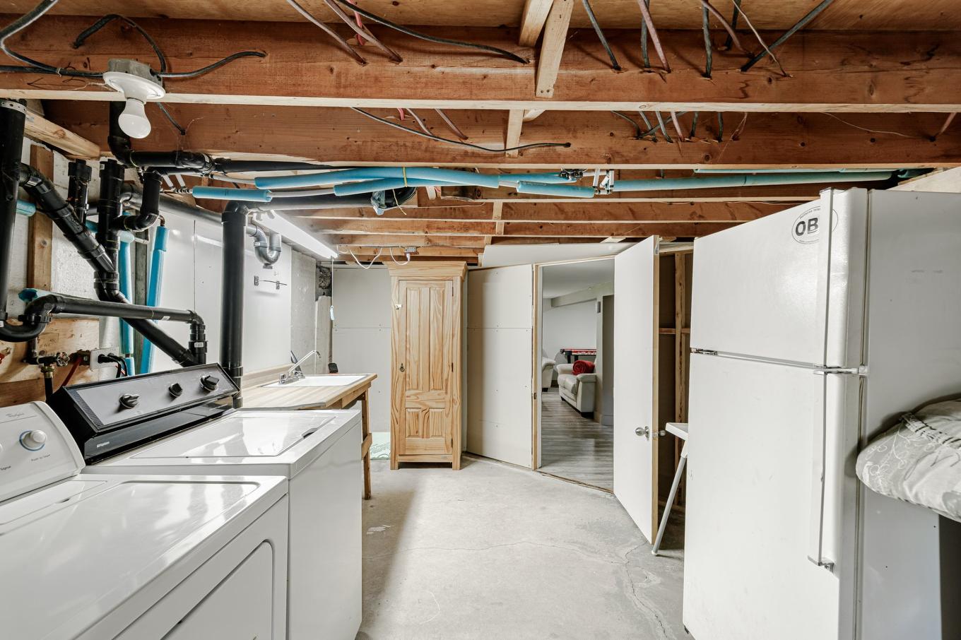 Overall view - 2480 Ch. Du Tour-Du-Lac, Nominingue, QC - Indoor Photo Showing Laundry Room