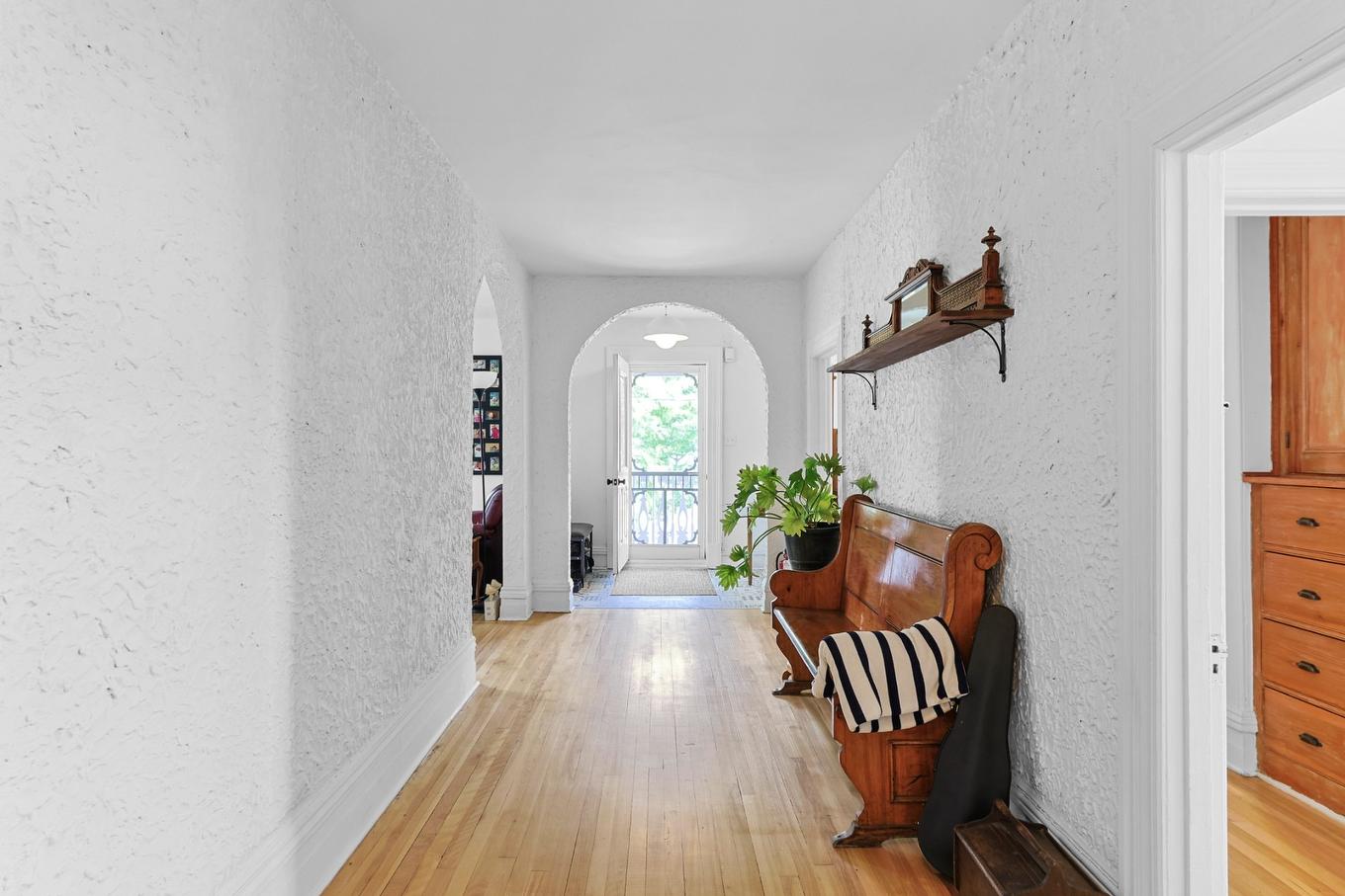 Interior - 64A Rue St-Laurent, Beauharnois, QC - Indoor Photo Showing Other Room