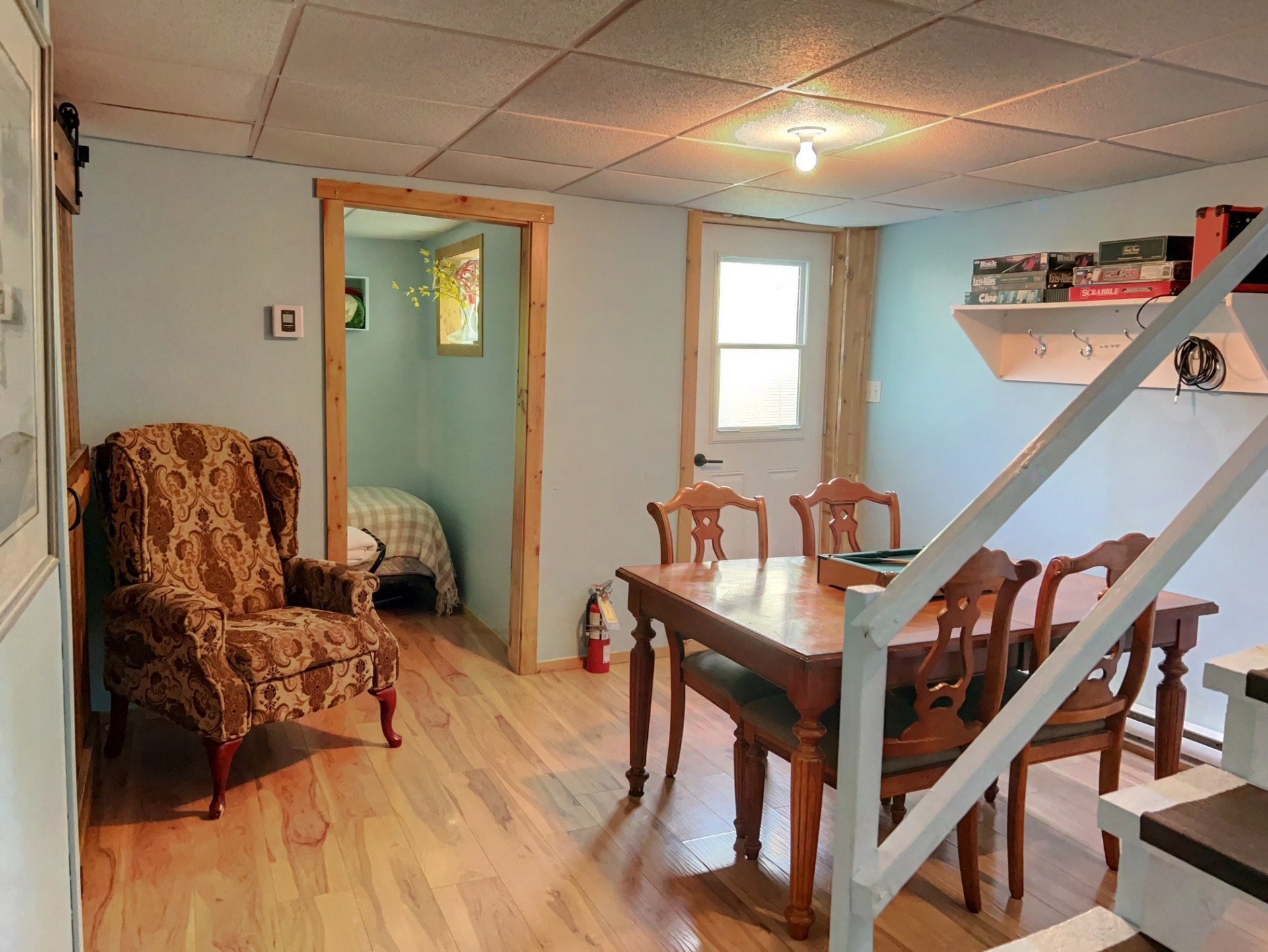 Salle familiale - 314 Ch. Riverside, Matapédia, QC - Indoor