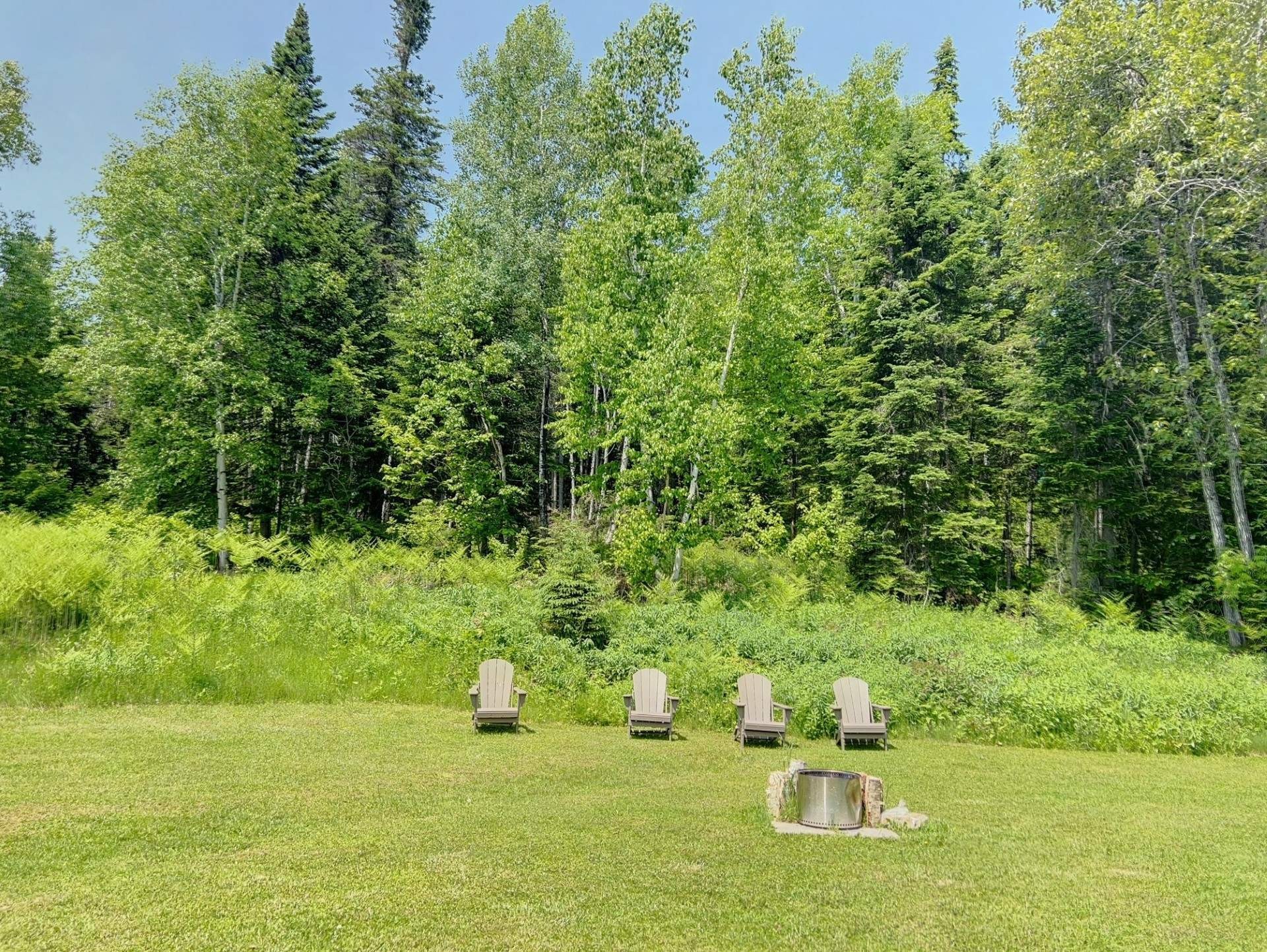 Cour - 314 Ch. Riverside, Matapédia, QC - Outdoor