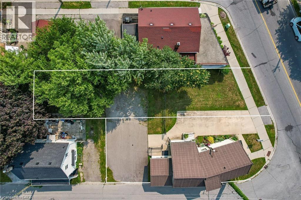 147 Welland Avenue, St. Catharines, ON