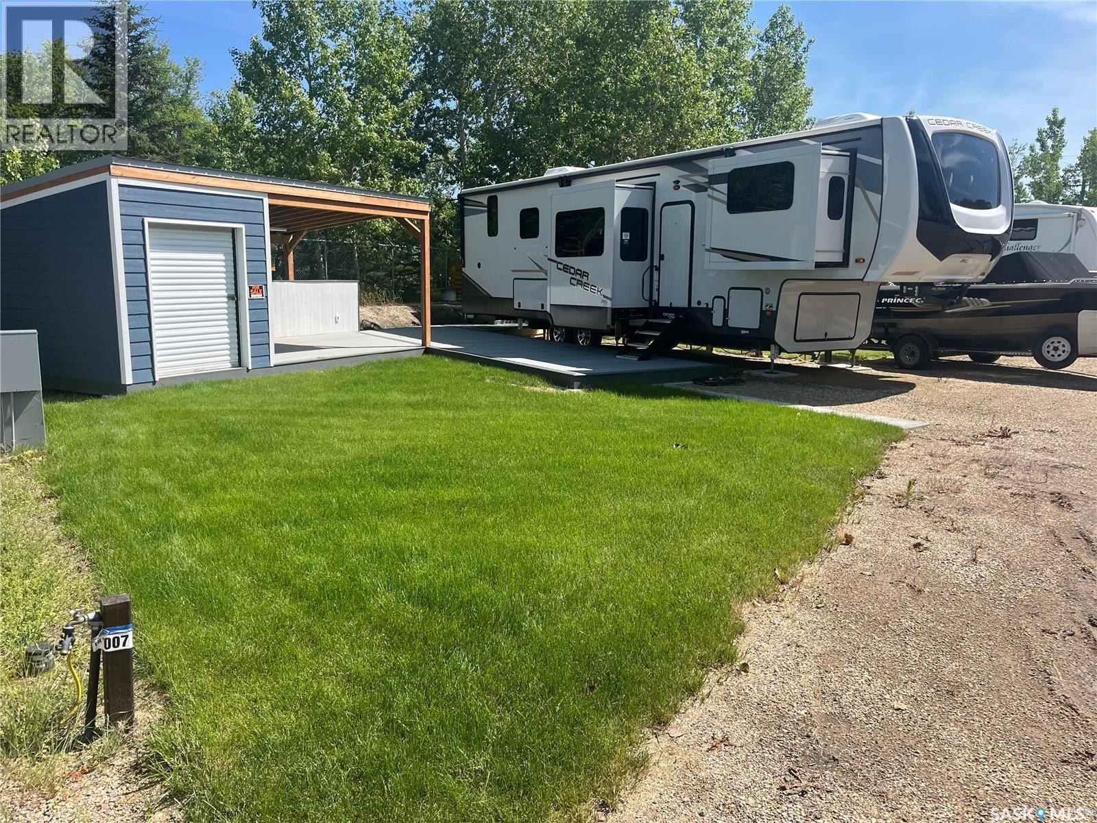 6 Gateway Road, Chorney Beach, SK