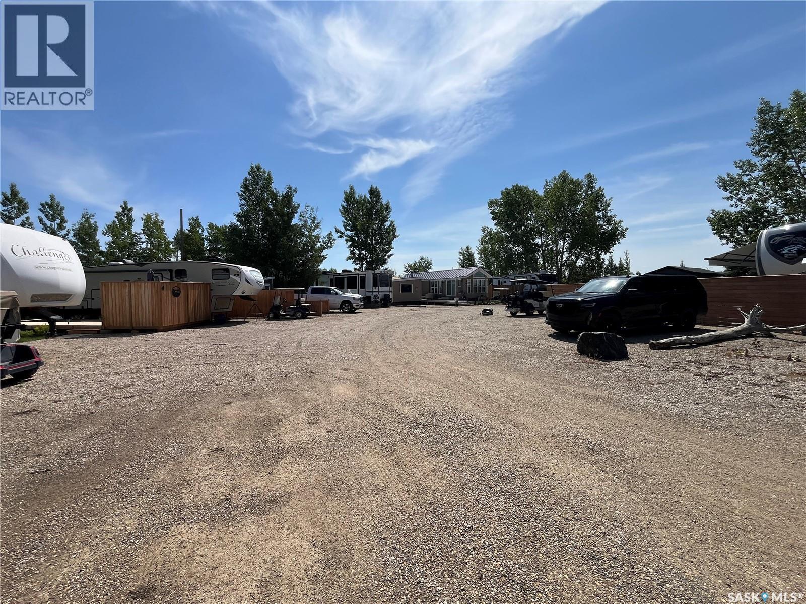 6 Gateway Road, Chorney Beach, SK